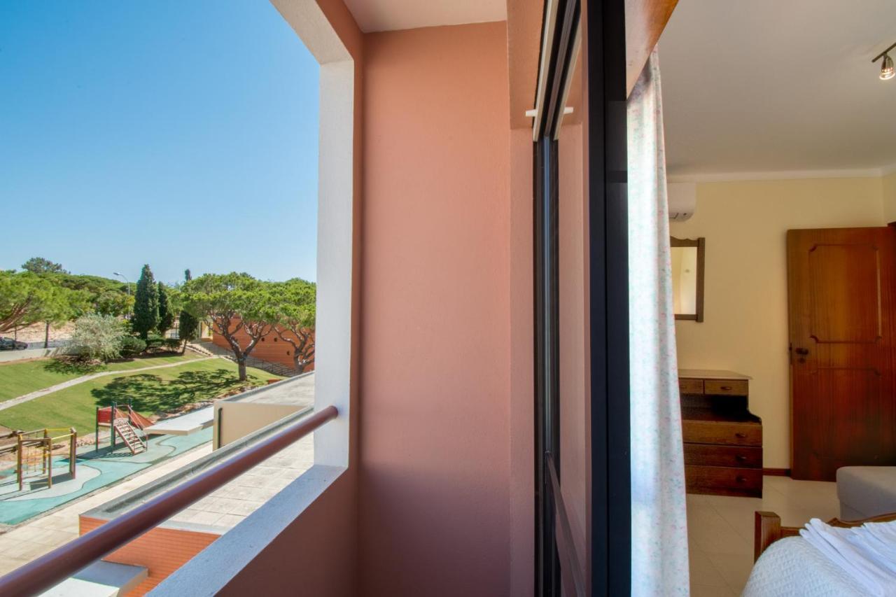 Apartamento Sao Pedro Do Mar Quarteira Ngoại thất bức ảnh